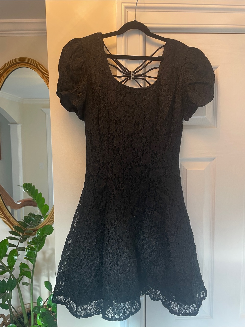 Vintage Black Lace Mini Dress with Puff Sleeves